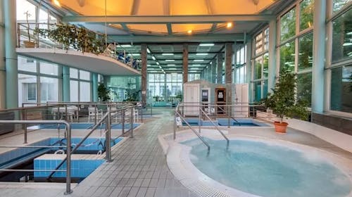 Hotel Baratsag - Termalni odmor, Hajdúszoboszló, Mađarska - 306 EUR - 3x noćenje u dvokrevetnoj Standard sobi za 2 osobe, Polupansion (buffet doručak i večera)