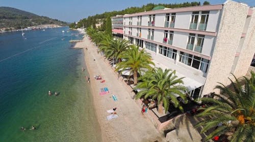 Hotel Posejdon - All inclusive proljeće i jesen na Korčuli , Vela Luka, Korčula, Dalmacija, Hrvatska - 389 EUR - 3x noćenje u dvokrevetnoj Standard sobi (pogled park) s balkonom za 2 osobe, All inclusive