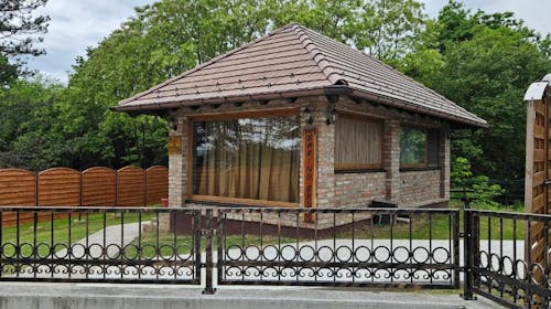 Hotel Babino Brdo - Opuštajući odmor za parove, Derventa, Bosna i Hercegovina - 78 EUR - 1x noćenje u apartmanu s jacuzzijem za 2 osobe, Doručak