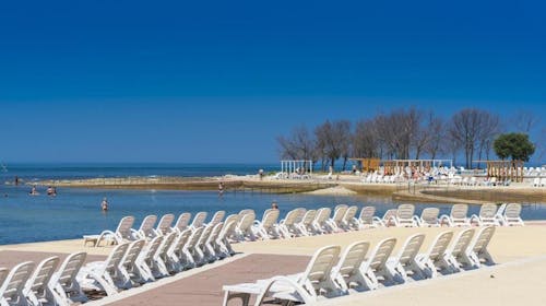 Apartments Katoro Plava Laguna - Ljeto u Istri, Umag, Istra, Hrvatska - 1.061 EUR - 5x noćenje u Classic apartmanu 2+2 za 4 osobe, Korištenje vanjskog bazena za odrasle i bazena za djecu