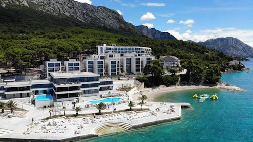 Morenia All Inclusive Resort - All inclusive ljeto s animacijom, Podaca, Makarska rivijera, Dalmacija, Hrvatska - 3.374 EUR - 7x noćenje u Family suite s balkonom (strana more) za 2 osobe (4 djece do 17,99 godina besplatno), All inclusive
