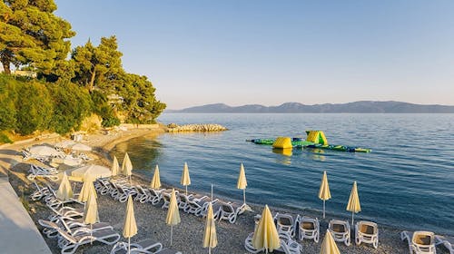 Park Villas by Morenia - Najam Deluxe kamping vile s privatnim bazenom, Podaca, Makarska rivijera, Dalmacija, Hrvatska - 718 EUR - 2x noćenje u kamping vili s privatnim grijanim bazenom za do 4 osobe, Korištenje hotelskih grijanih vanjskih bazena